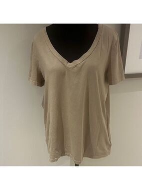 GAP Tan V-Neck Short Sleeve Tee made from organic cotton